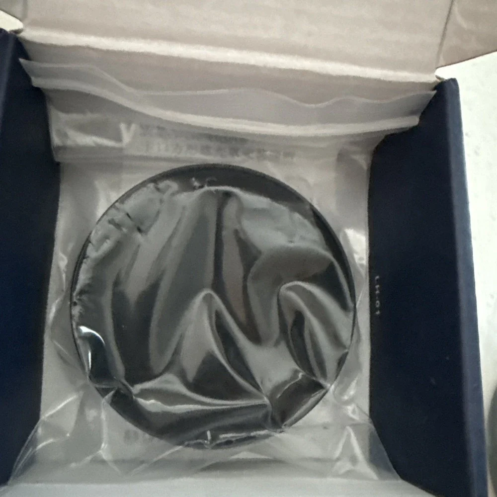 Haoge LH-OP17 Lens Hood for Olympus M.ZUIKO ED 17mm f/1.2 PRO Lens 17MM F1.2